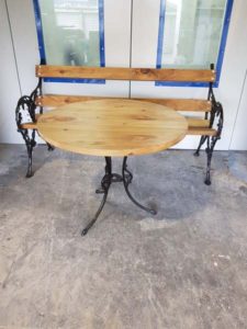 Cast iron outdoor furniture refurbishment1